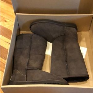 Uggs - tall Chocolate